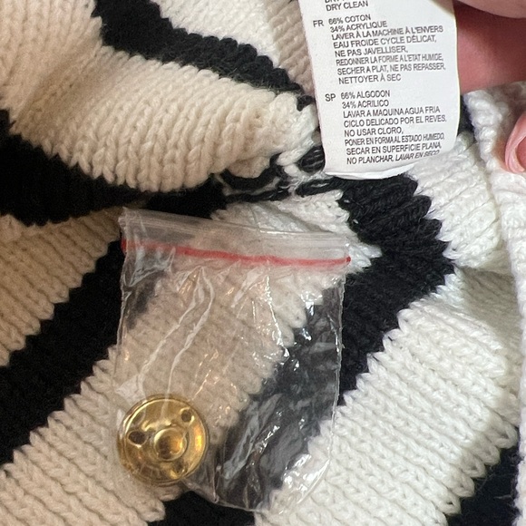 RD Style Black & White Striped Knit Sleeveless Sweater Vest Top Medium - Picture 7 of 7